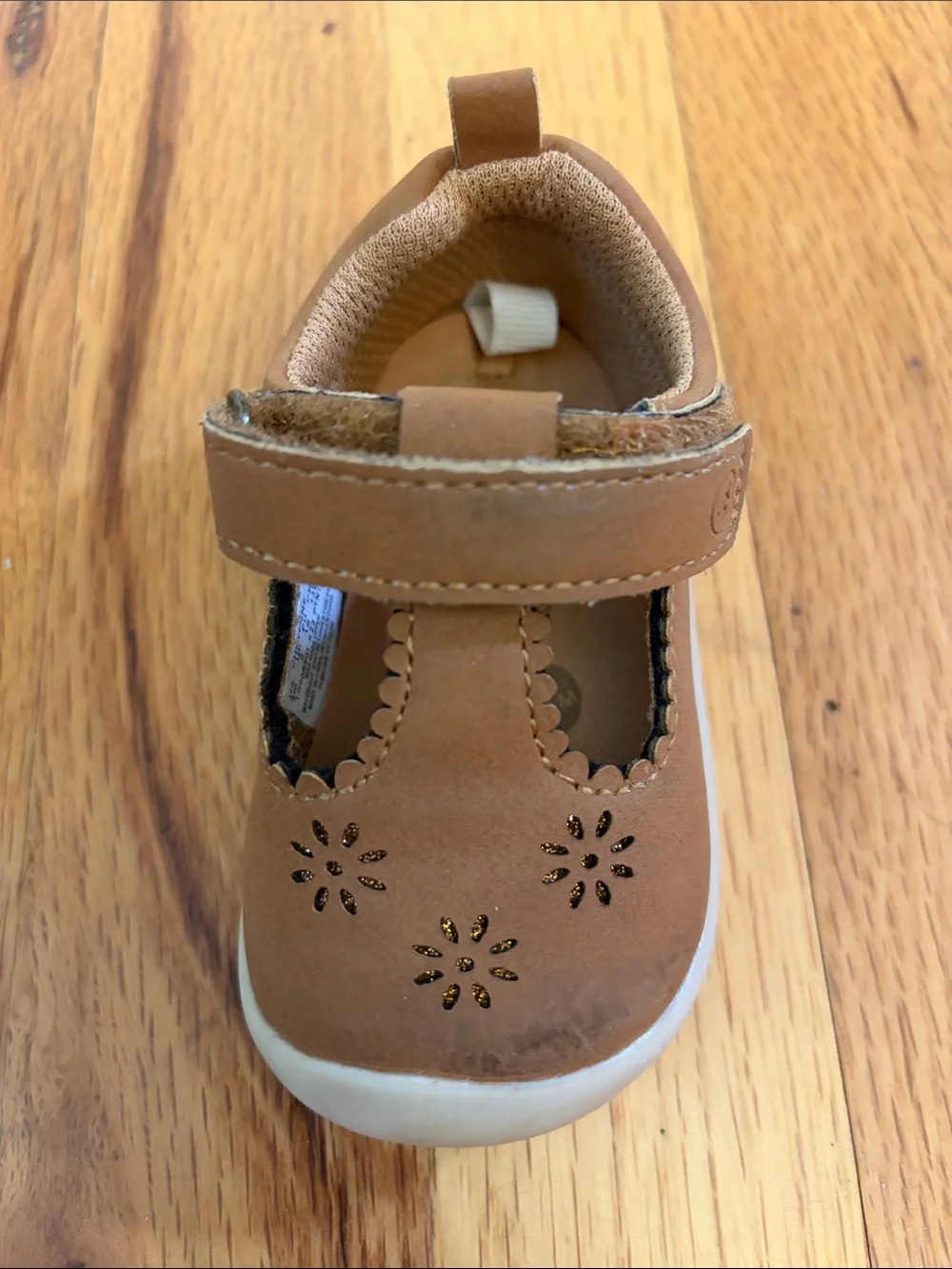 Stride Rite Toddler Tan Mary Jane Shoes with Flower Cutouts